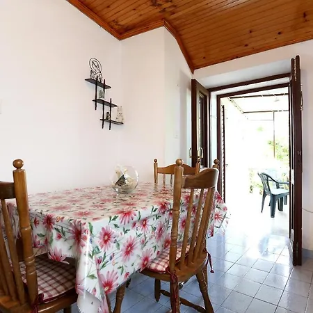 10140b Apartamento Viganj