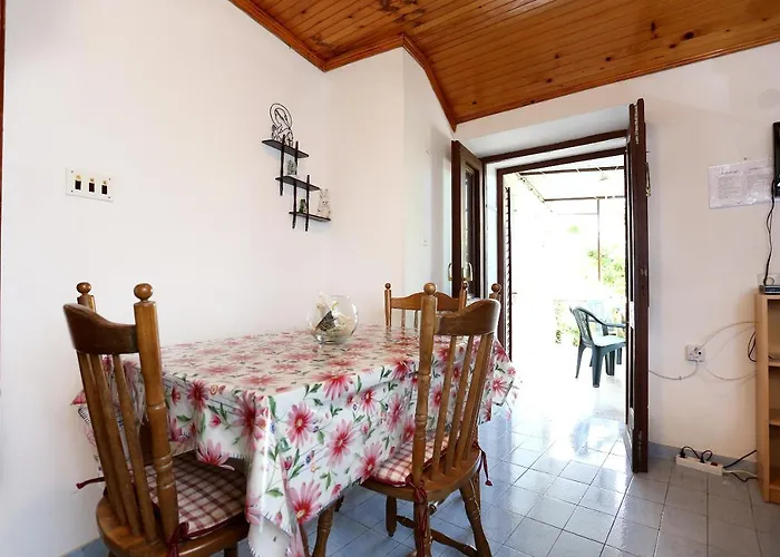 10140b Apartamento Viganj